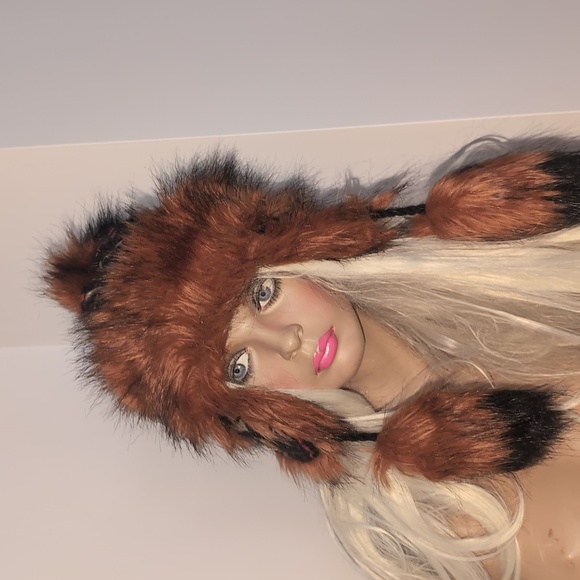 Starling Faux Fox Fur Fleece Lined Warm Winter Knit Hat NWOT Small - Picture 2 of 10